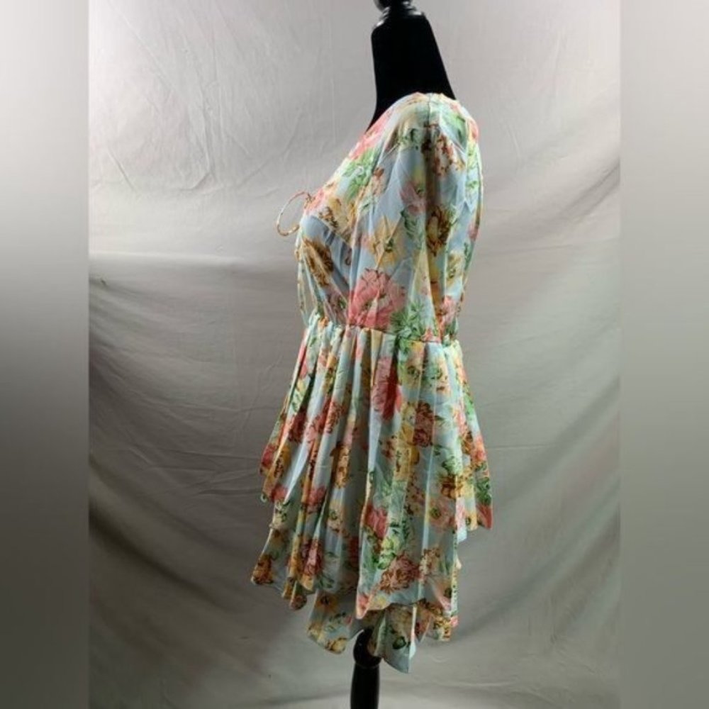 Floral Print Pleated Dress - Picture 2 of 6